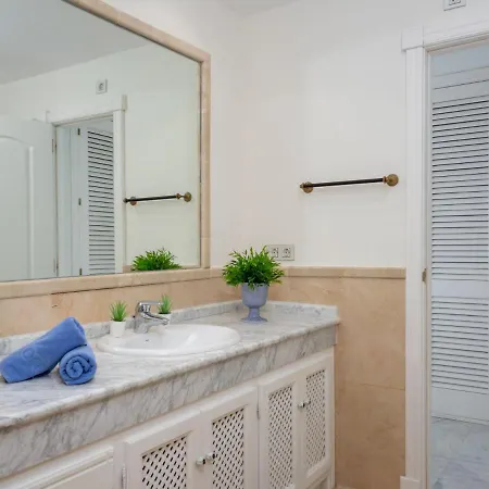 Las Adelfas Apartment *